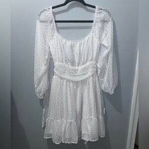 NEVER WORN NWT WHITE DRESS SIZE M